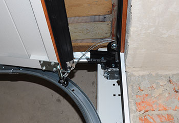 Garage Door Off Track | Garage Door Repair Los Altos, CA Garage Door Off Track | Garage Door Repair Los Altos, CA
